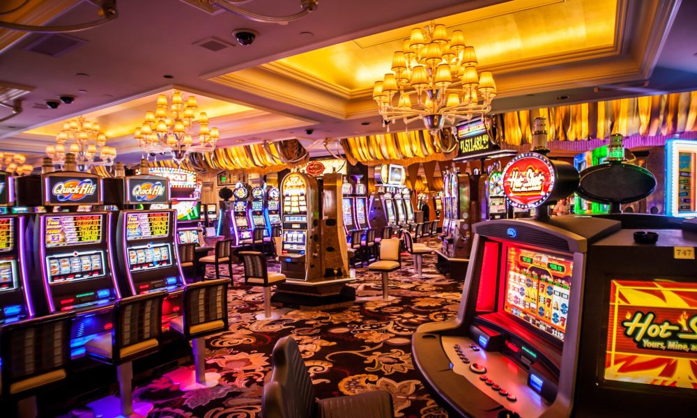 How can casinos balance multiple live games simultaneously?